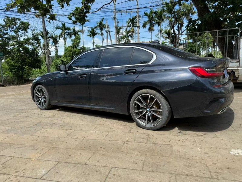 海口21年宝马3系3