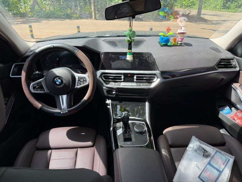 海口21年宝马3系9