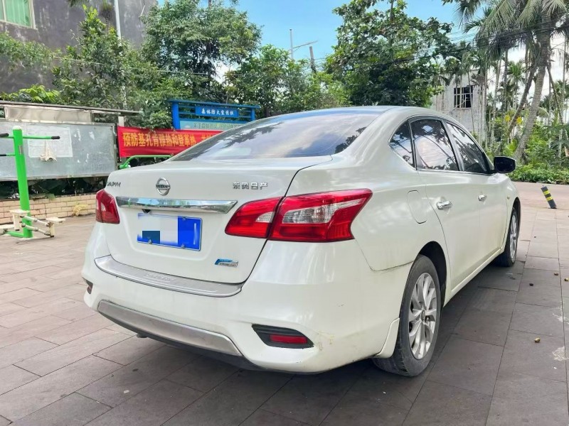 海口18年日产轩逸4