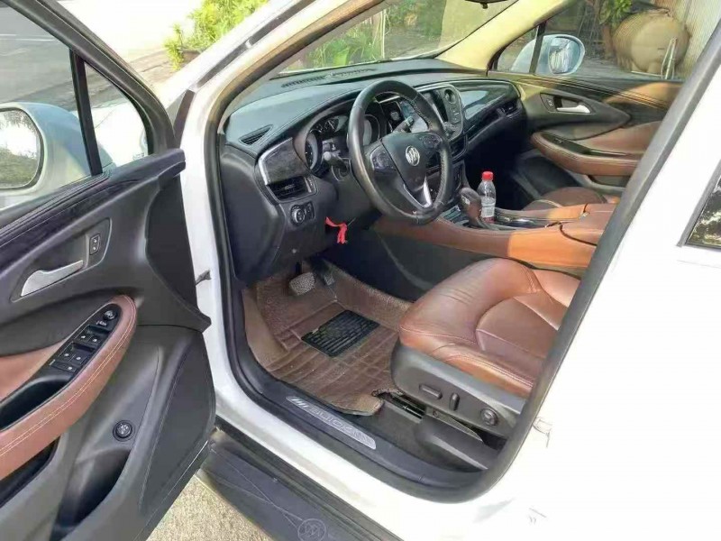 桂林15年别克昂科威5