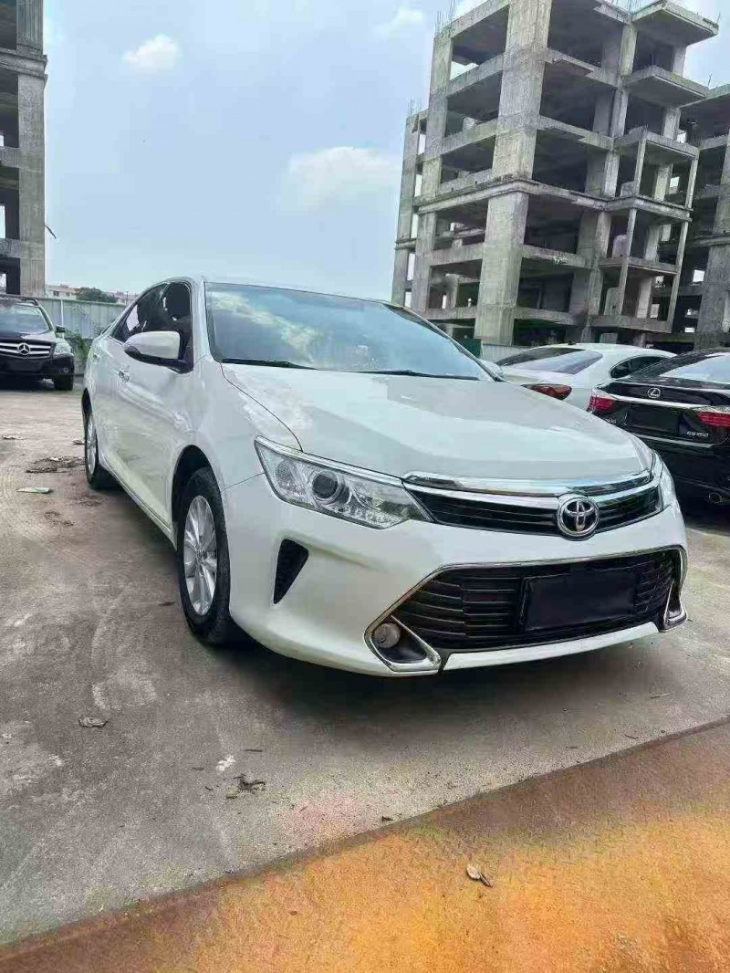 柳州17年丰田凯美瑞3