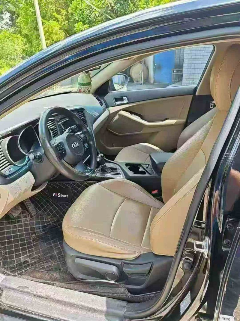 三亚16年起亚K54