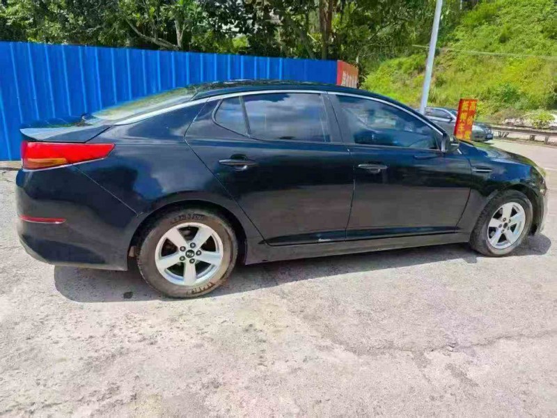 三亚16年起亚K57