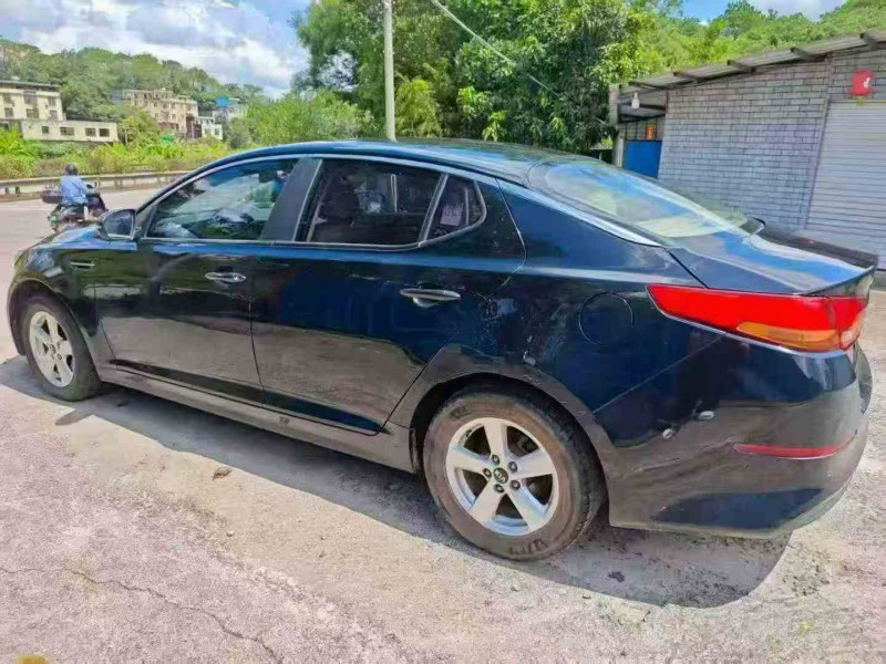 三亚16年起亚K59