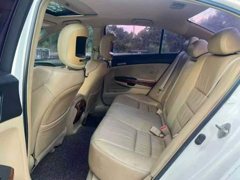 汕头12年本田雅阁6