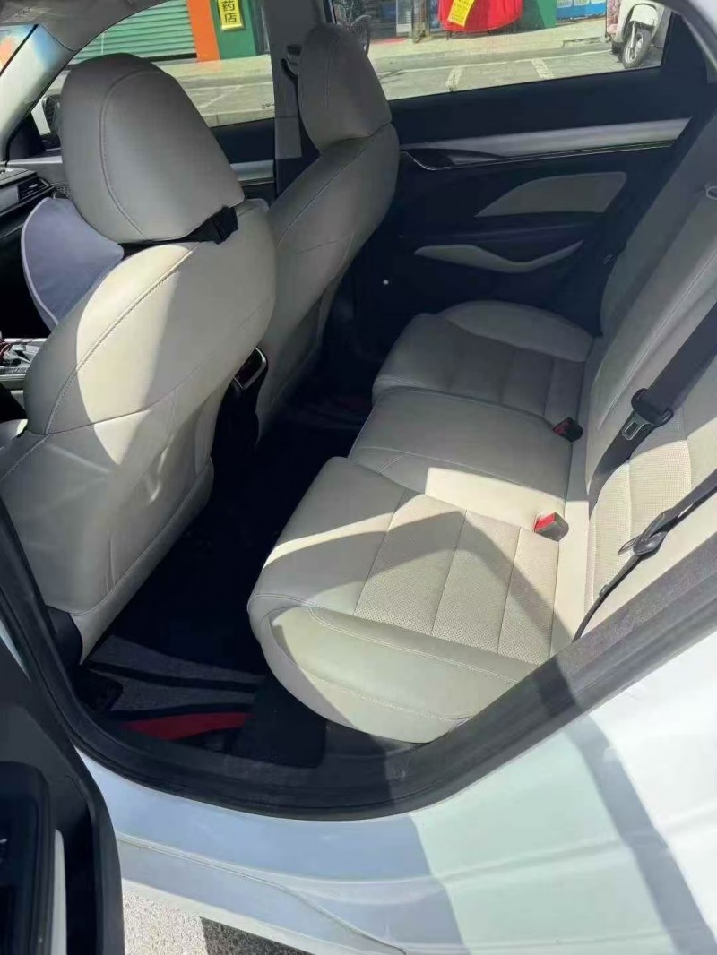 九江19年吉利缤瑞3