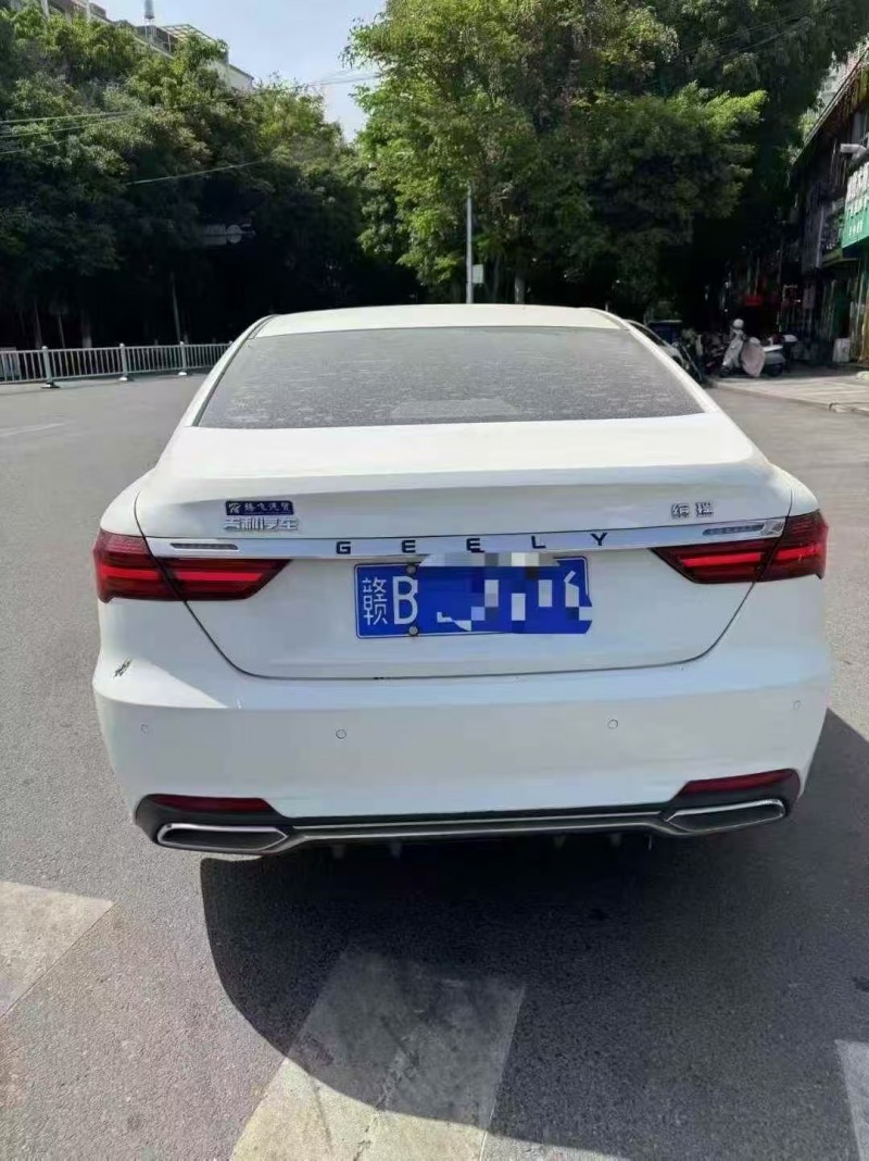 九江19年吉利缤瑞8