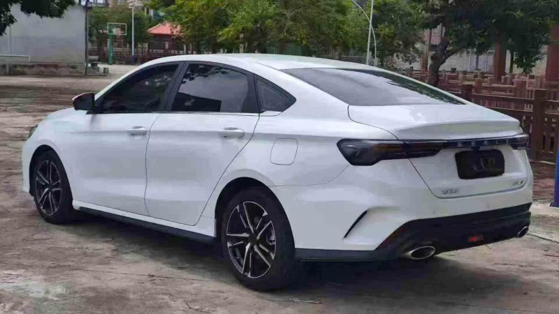 深圳23年吉利缤瑞8