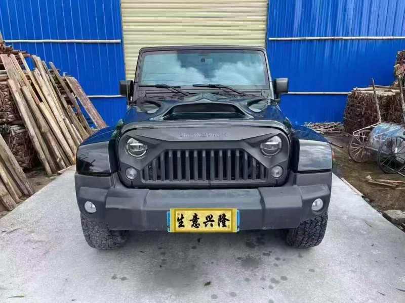 汕尾15年Jeep牧马人1