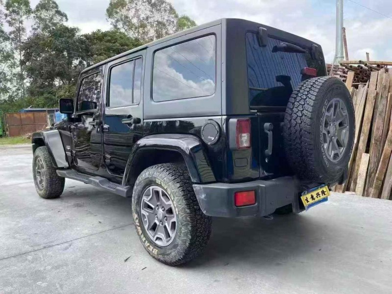汕尾15年Jeep牧马人3