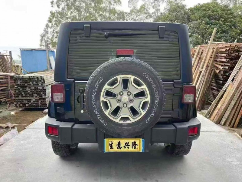 汕尾15年Jeep牧马人4
