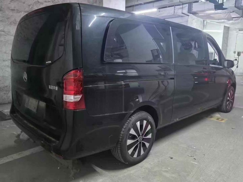 青岛21年别克GL82