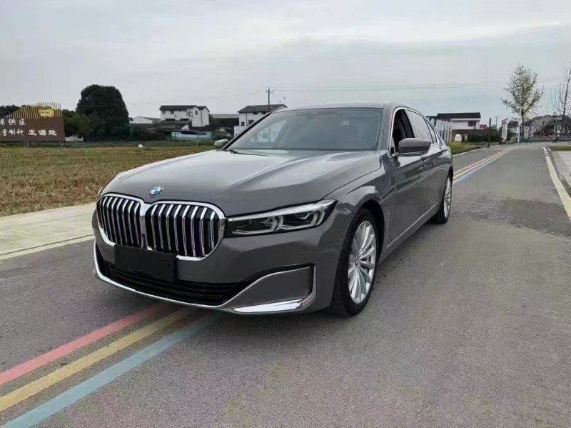 青岛20年宝马7系2