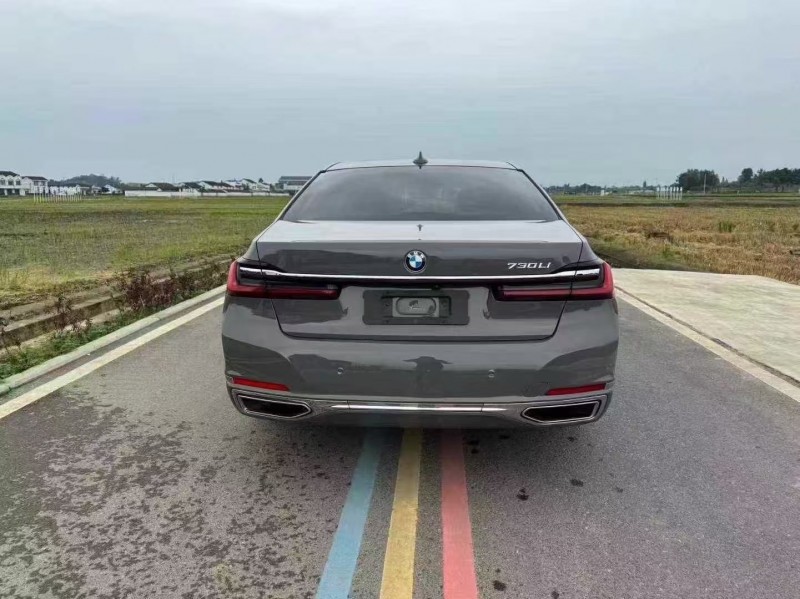 青岛20年宝马7系9