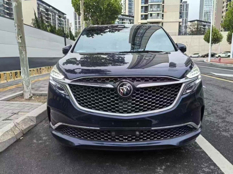 青岛21年别克GL81