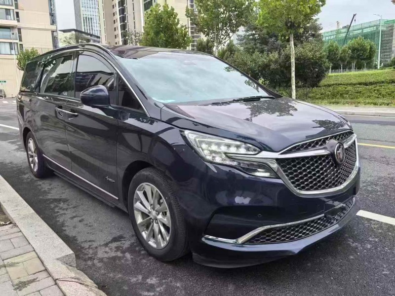 青岛21年别克GL84