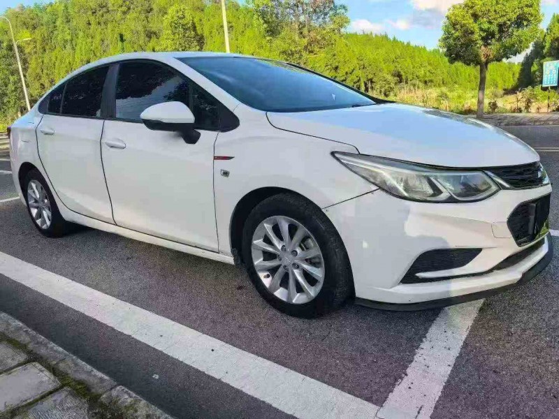 安顺18年雪佛兰科鲁泽3