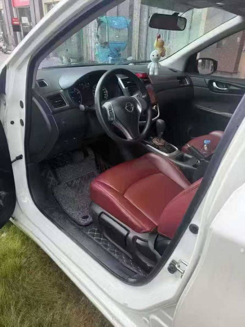 景德镇19年日产骐达4