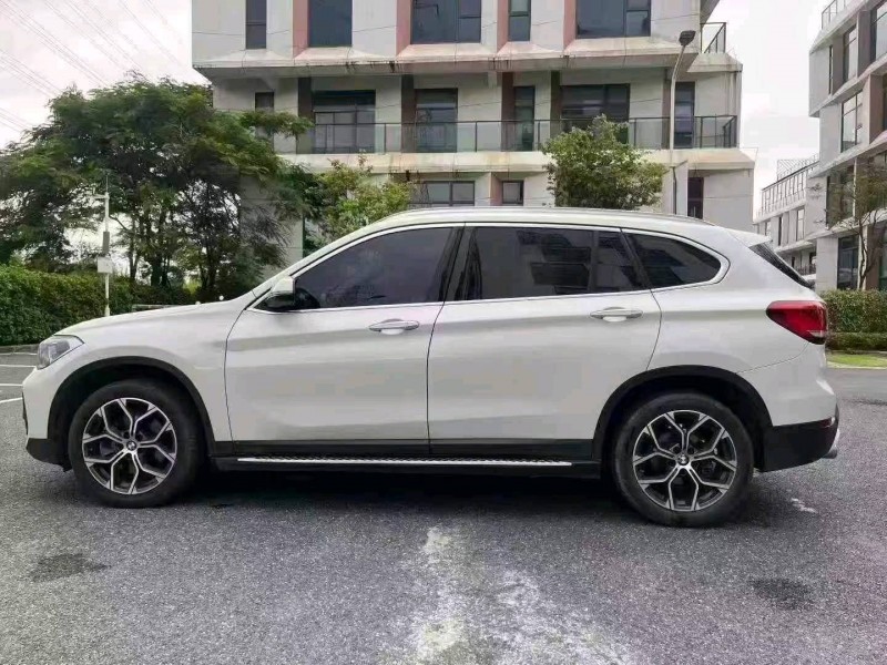 广州22年宝马X13