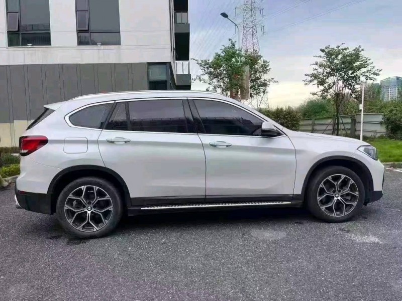 广州22年宝马X14