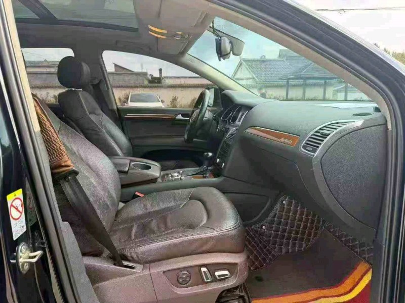 安顺14年奥迪Q76