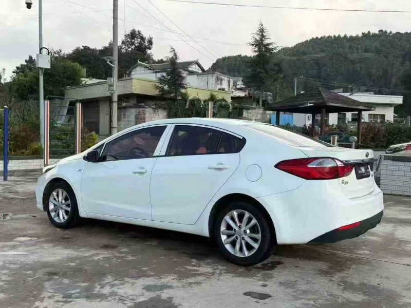 遵义19年起亚K37