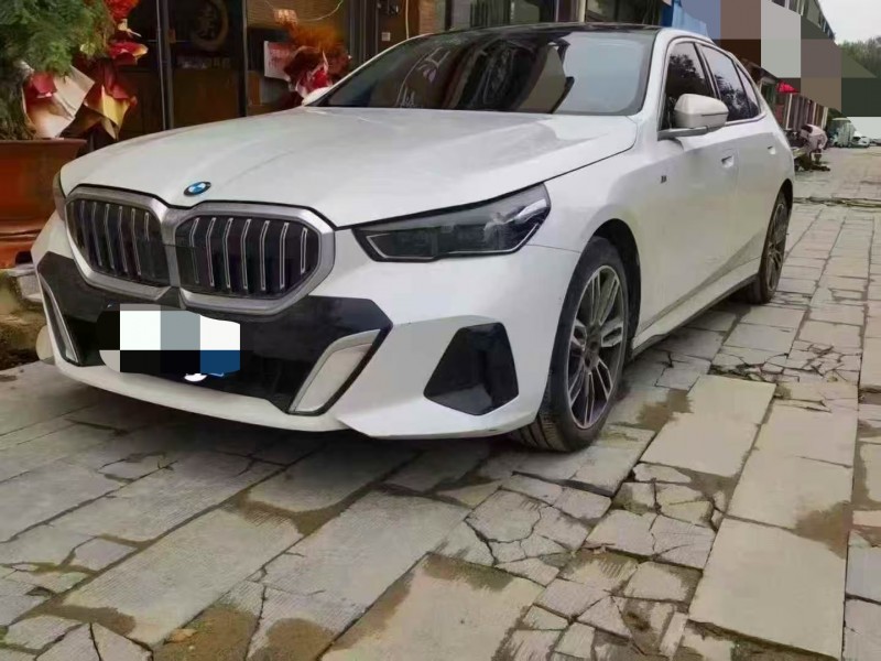 福州24年宝马5系2