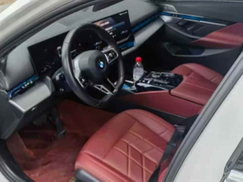 福州24年宝马5系5