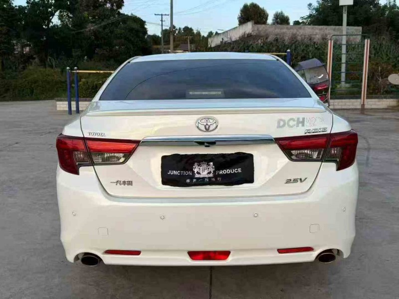 贵阳17年丰田锐志9