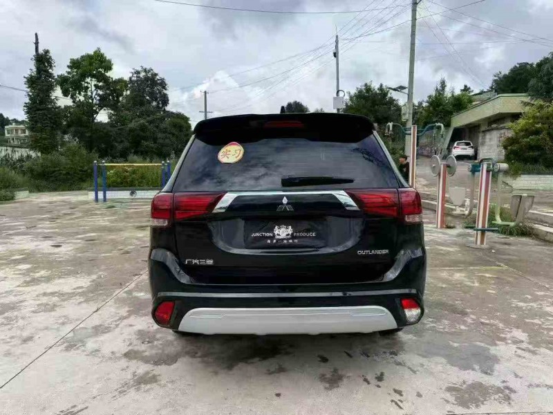 毕节22年三菱欧蓝德9