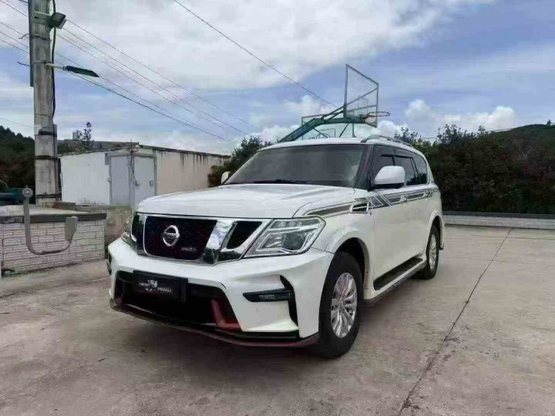 安顺20年日产途乐2