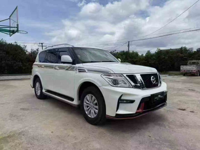 安顺20年日产途乐3