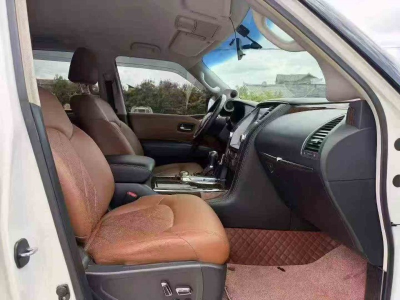 安顺20年日产途乐6