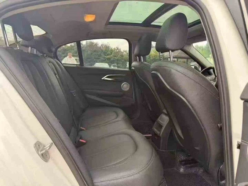 遵义23年宝马1系5