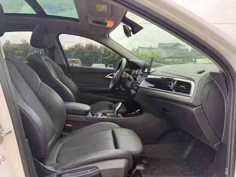 遵义23年宝马1系6