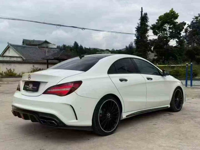 毕节17年奔驰CLA7