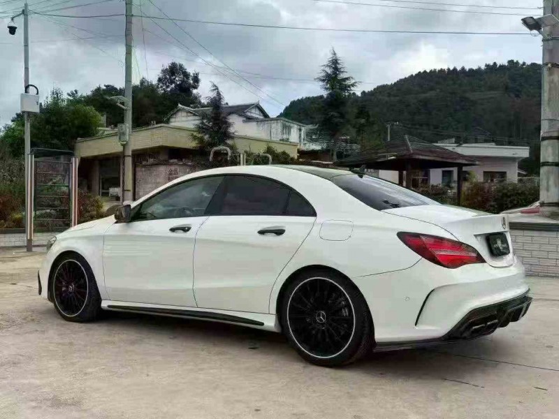 毕节17年奔驰CLA8