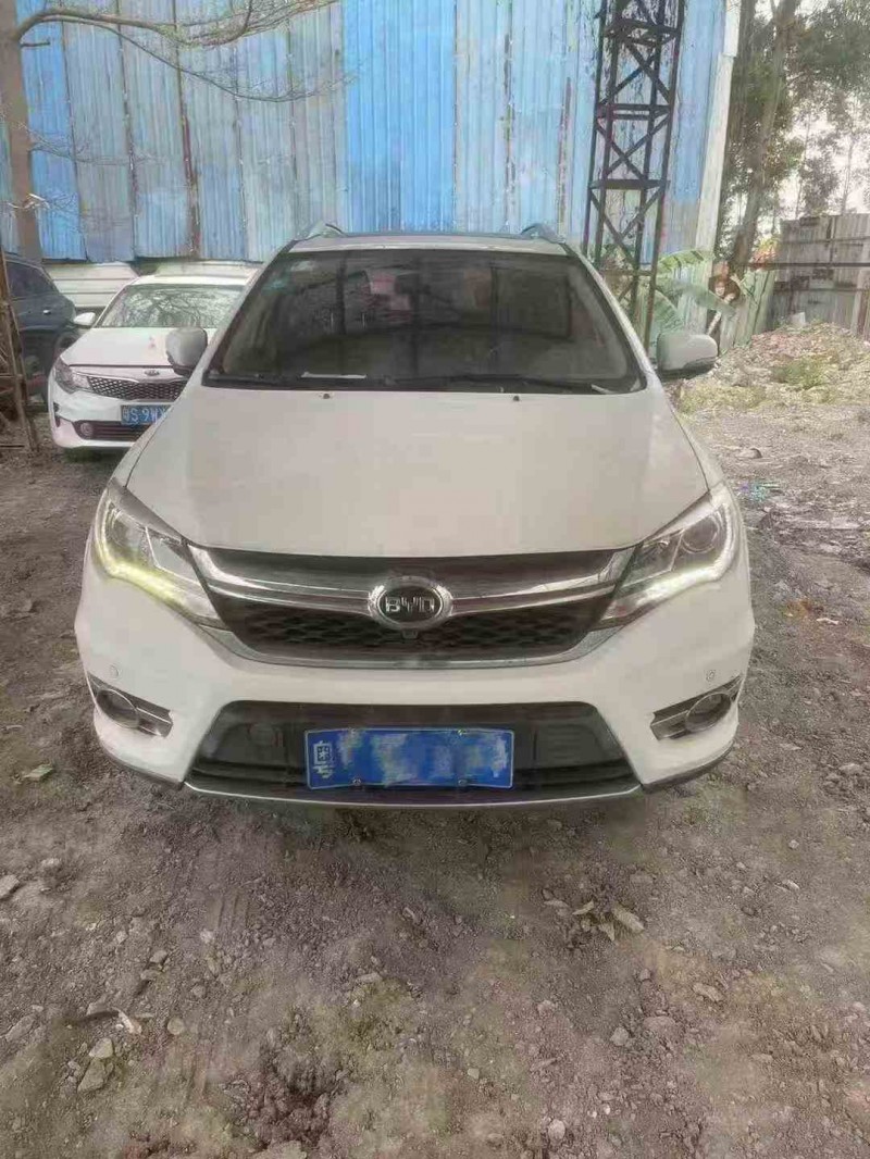 湛江17年比亚迪S71