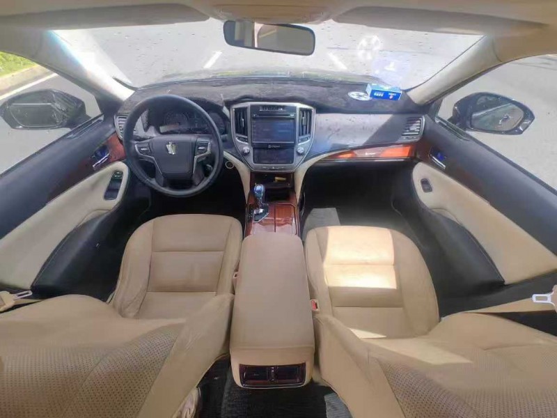 汕尾16年丰田皇冠7