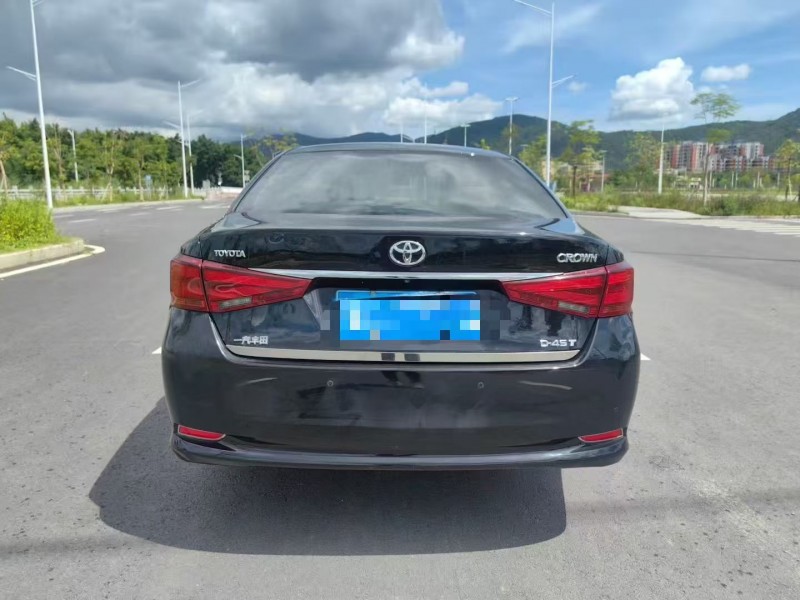 汕尾16年丰田皇冠9