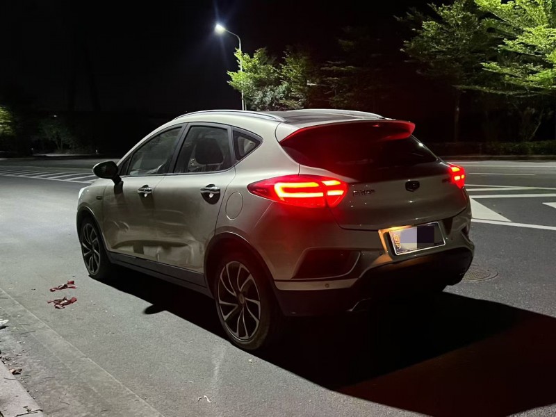 汕尾17年吉利帝豪4