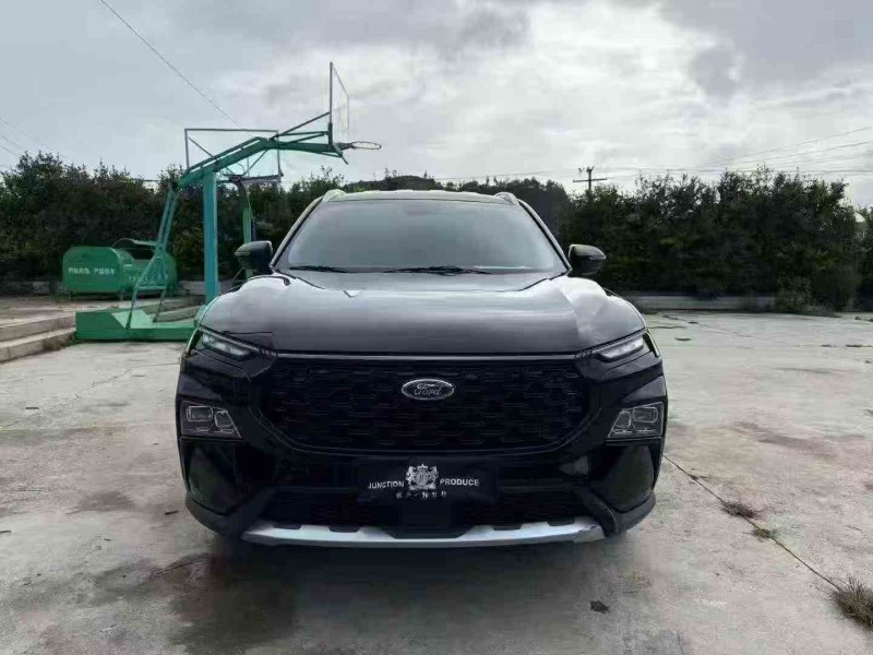 遵义24年福特领睿1