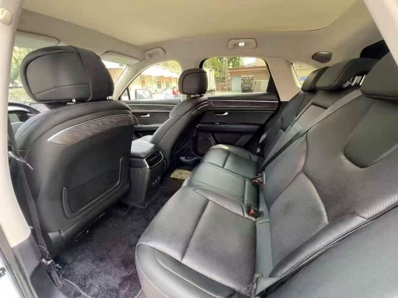 东莞22年华为智选问界4