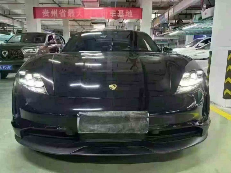 贵阳21年保时捷Taycan1