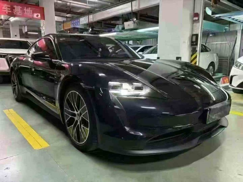 贵阳21年保时捷Taycan3