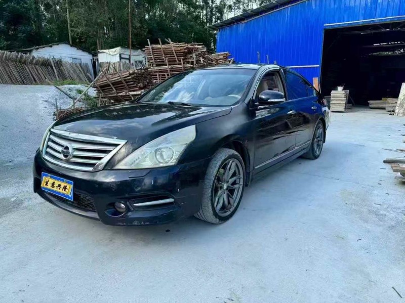 汕尾11年日产天籁3