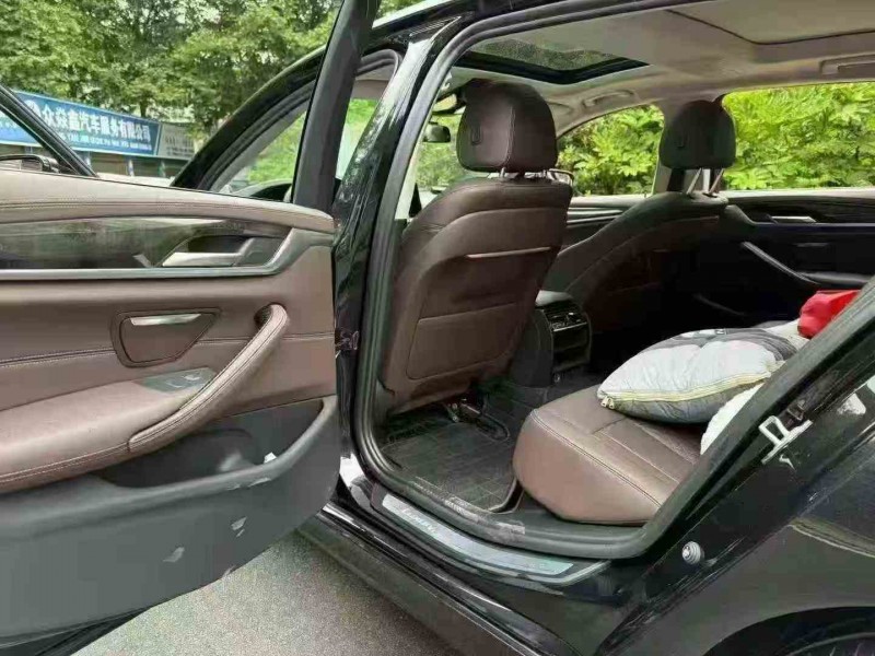 遵义21年宝马5系4