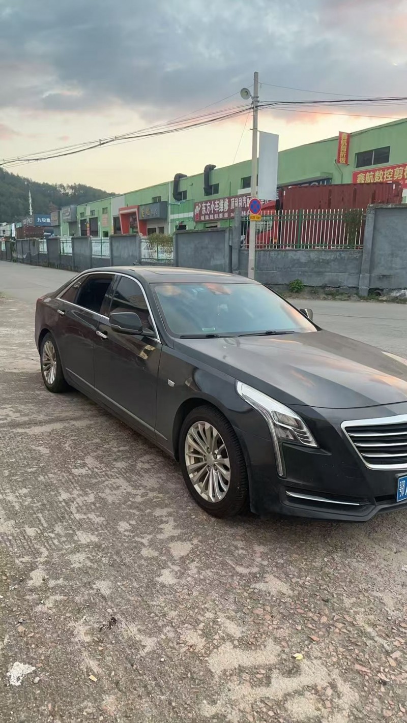 汕尾18年凯迪拉克CT62