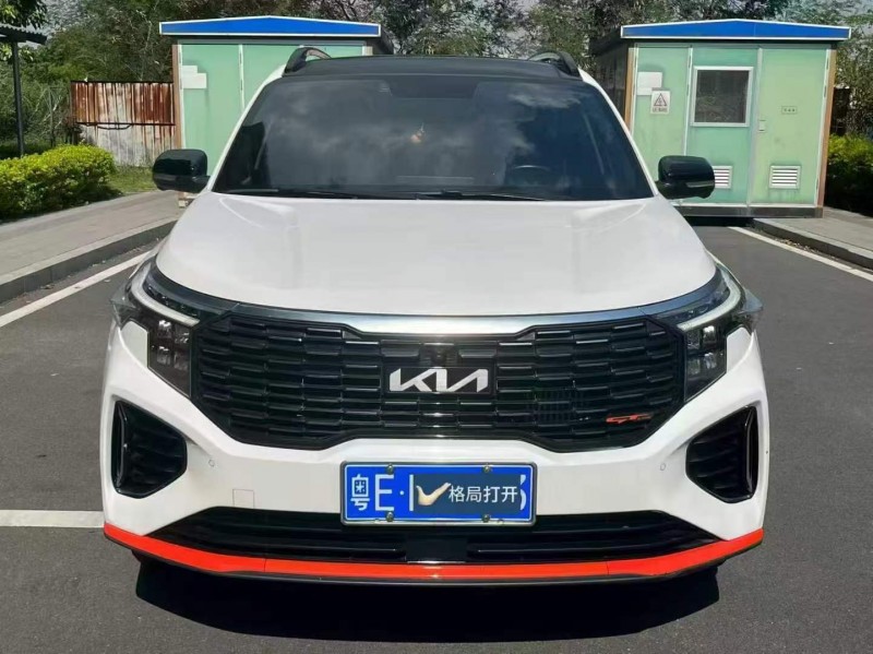 东莞22年起亚智跑1