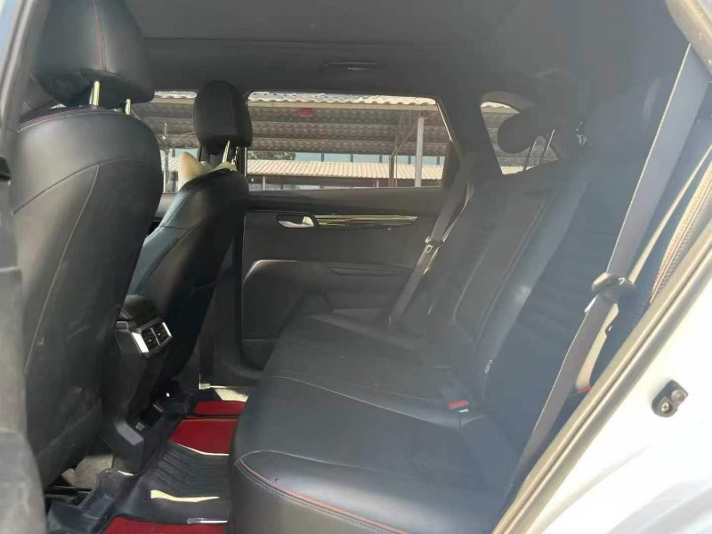 东莞22年起亚智跑6